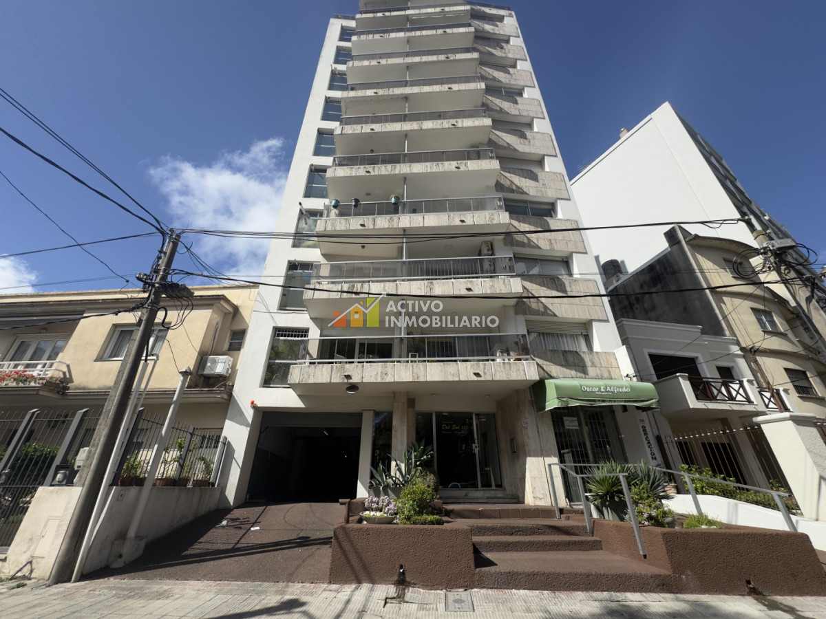 Apartamento ID.479 - Alquiler apartamento 1 dormitorio balcon y garaje - Pocitos