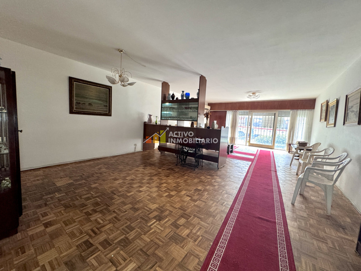 Apartamento ID.366 - Venta apartamento 3 dormitorios + patio + garaje - Pocitos