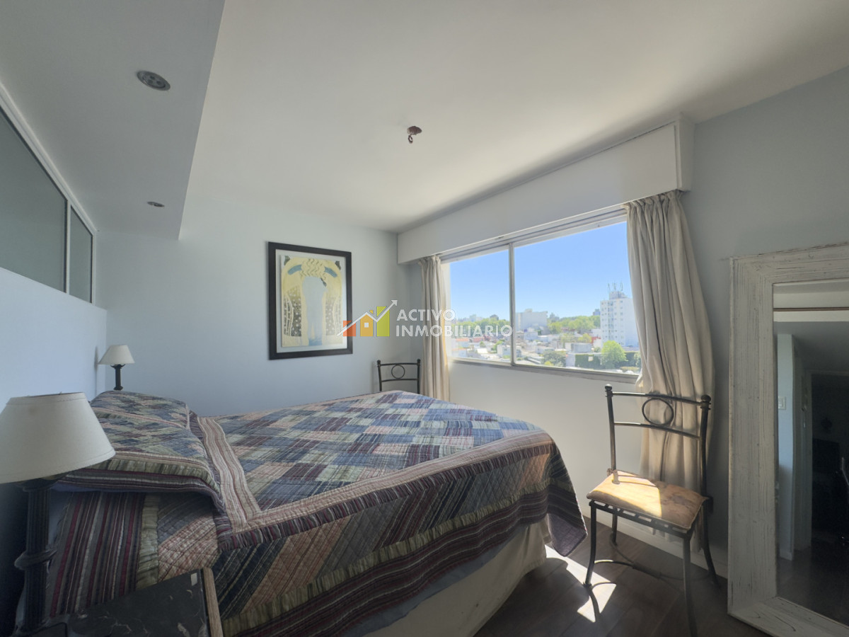 Apartamento ID.472 - Venta Penthouse 1 Dormitorio - Terraza con Parrillero garaje -Pocitos