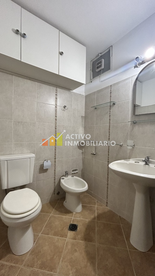Apartamento ID.68 - Venta Apartamento 3 Dormitorios + Garaje - Rambla De Malvin