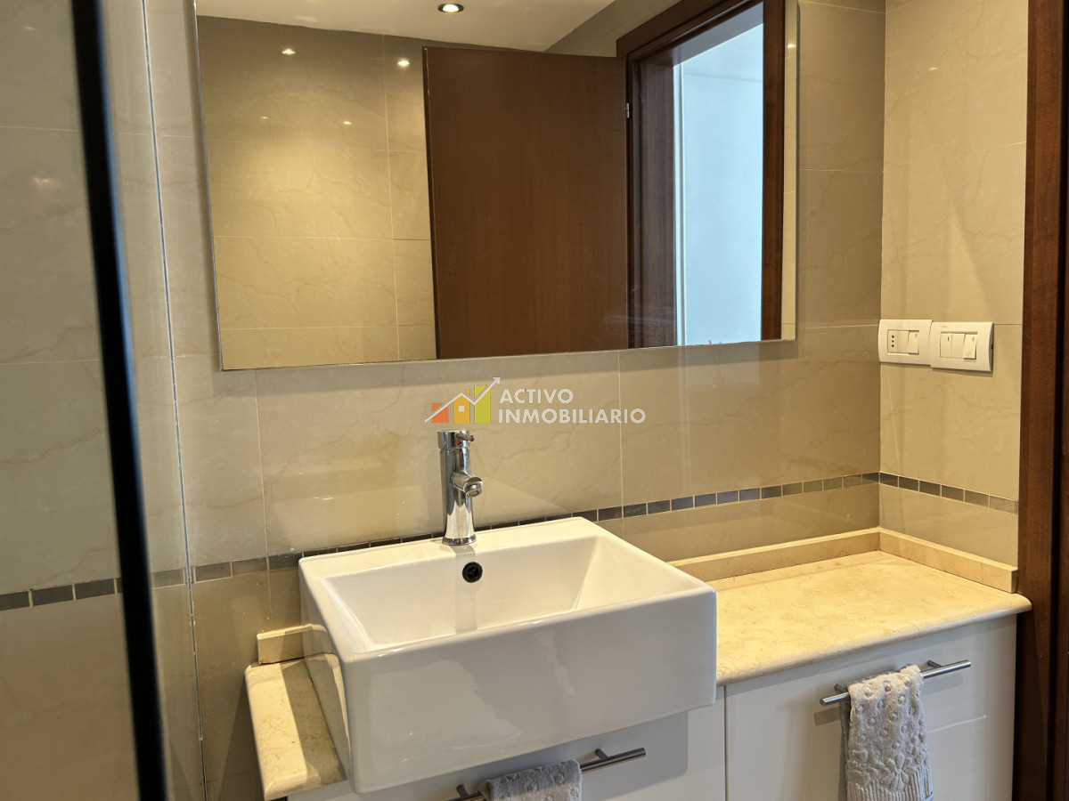 Apartamento ID.474 - Venta Apartamento 2 Dormitorios, Balcón y Garage - Punta Carretas 