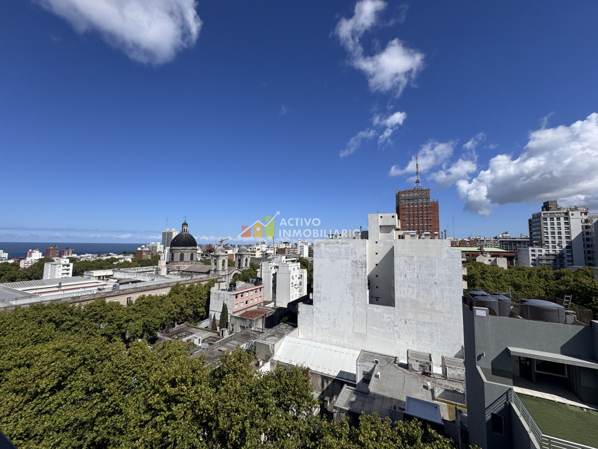 Apartamento ID.380 - Penthouse 2 dormitorios + terraza con parrillero - Cordón Sur