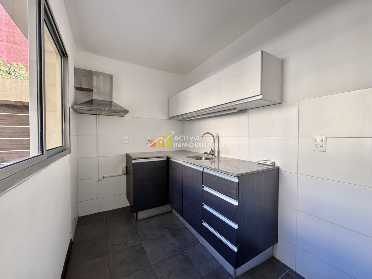 Apartamento ID.358 - Venta apartamento 1 dormitorio + patio + garaje + box - Pocitos 