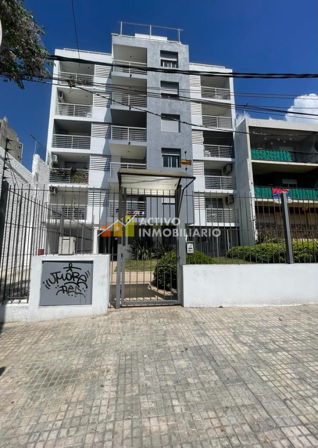 Apartamento ID.78 - Alquiler  2 dormitorios + balcón - Reducto