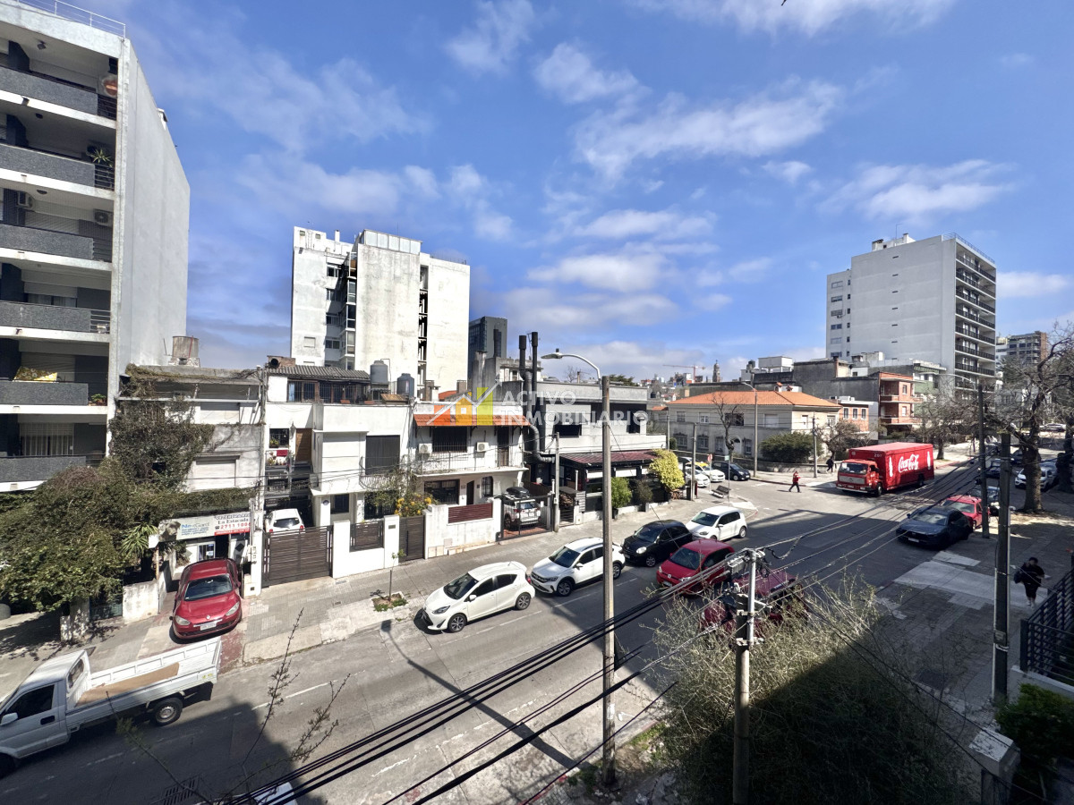 Apartamento ID.444 - Alquiler Monoambiente con Balcón - Punta Carretas 