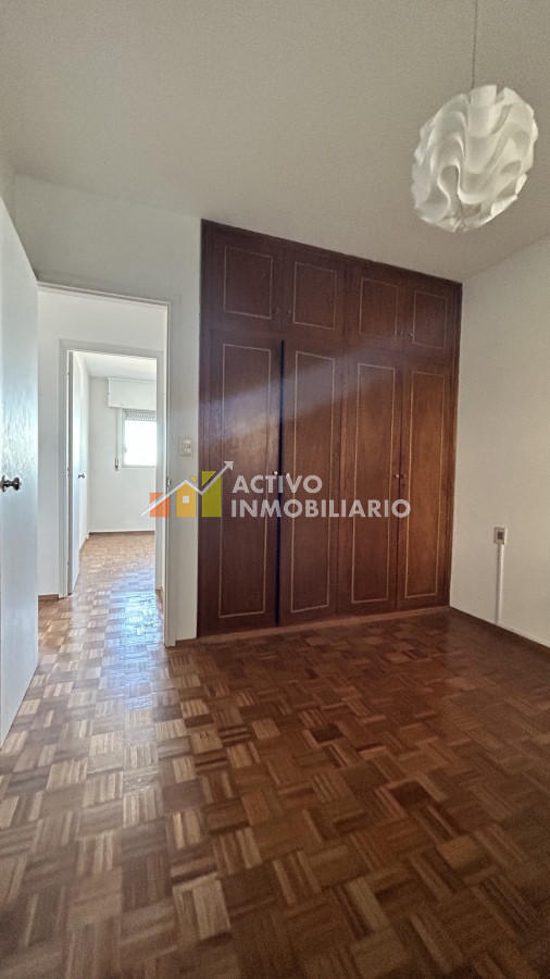 Apartamento ID.34 - Venta apartamento con renta 3 Dormitorios + Garaje - Rambla De Malvin