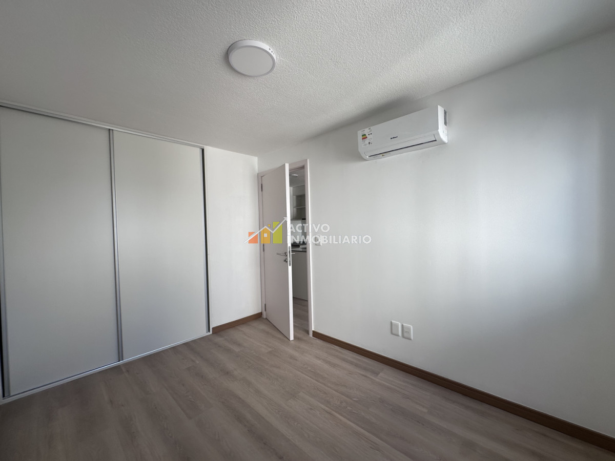 Apartamento ID.565 - Alquiler apartamento 1 dormitorio + balcón + garage + Tres Cruces 