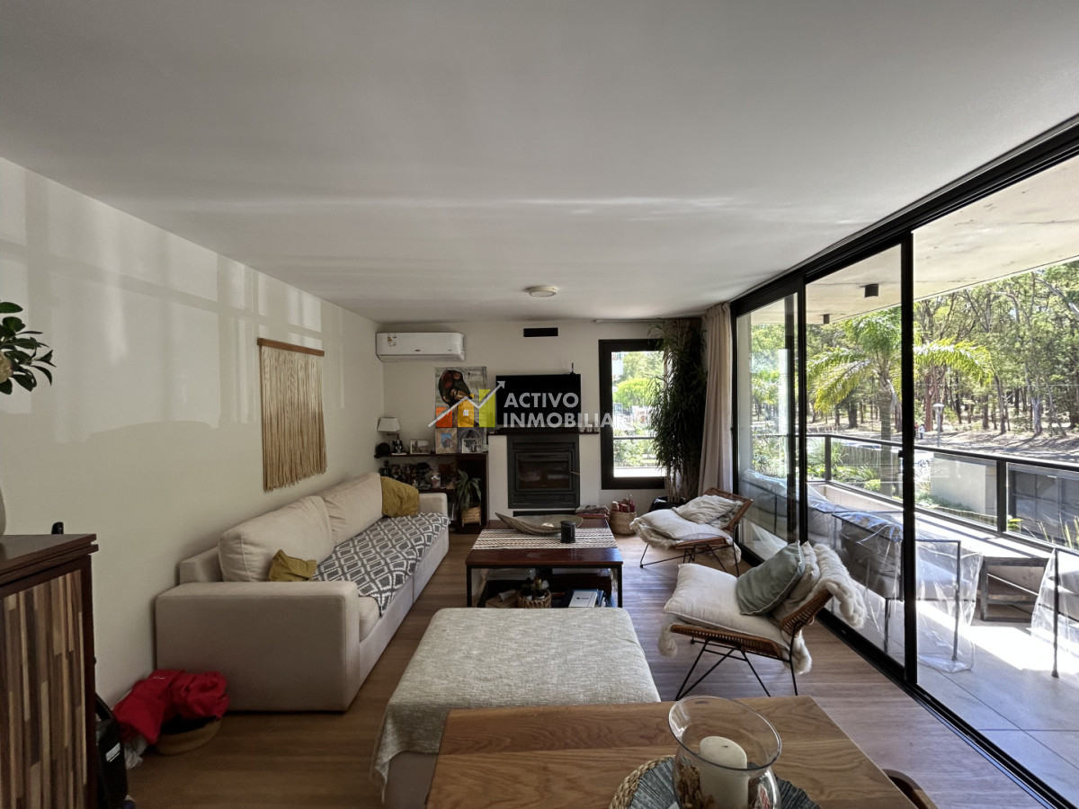 Apartamento ID.529 - Venta apartamento de 2 dormitorios 2 baños y cochera