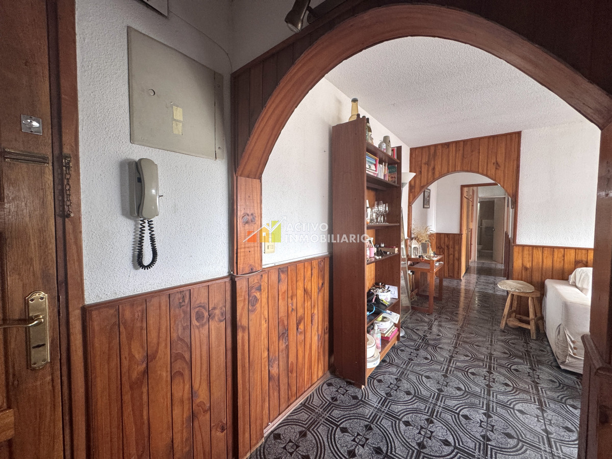 Apartamento ID.369 - Venta 3 dormitorios 1 baño + estacionamiento