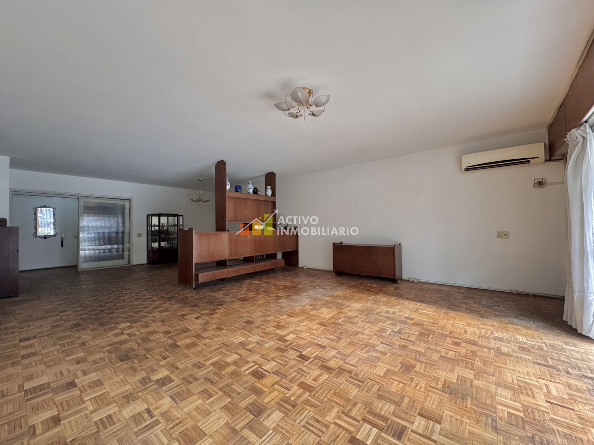 Apartamento ID.366 - Venta apartamento 3 dormitorios + patio + garaje - Pocitos