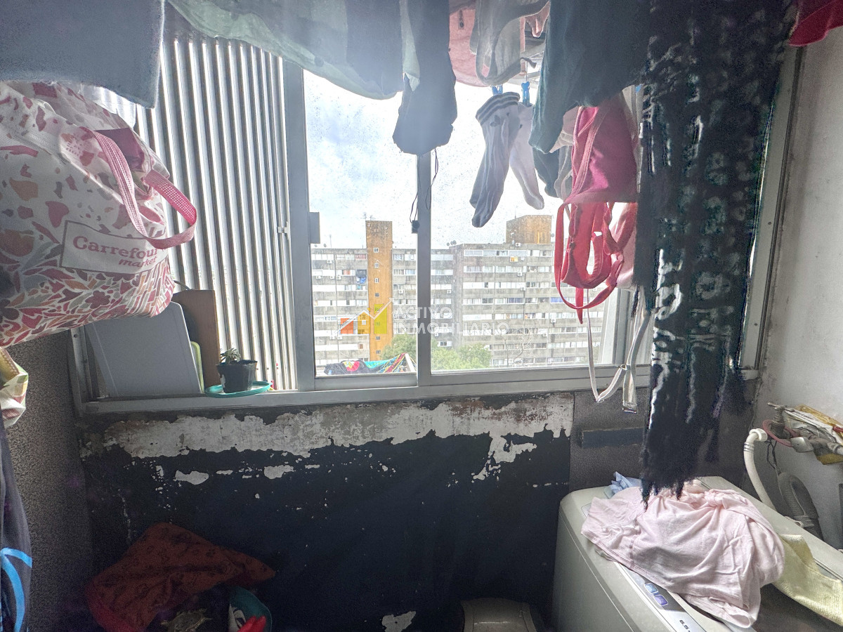 Apartamento ID.369 - Venta 3 dormitorios 1 baño + estacionamiento