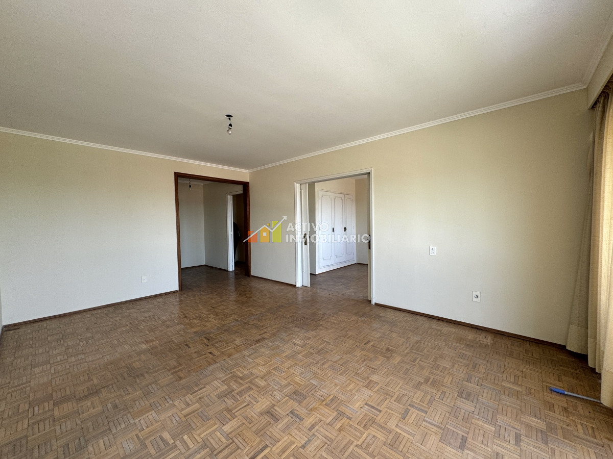 Apartamento ID.281 - Venta apartamento 2 dormitorios + garage - Rambla Punta Carretas 