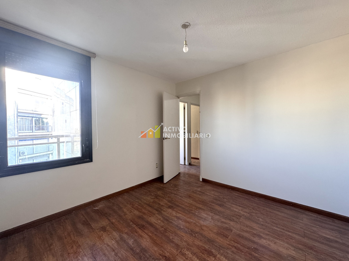 Apartamento ID.413 - Alquiler apartamento 3 dormitorios + garaje - Pocitos