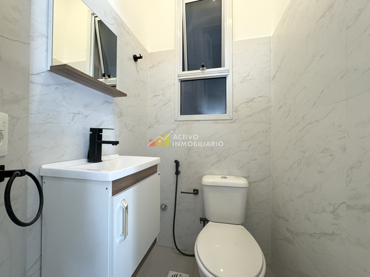 Apartamento ID.262 - Venta apartamento reciclado 3 dormitorios + servicio + balcón - Centro