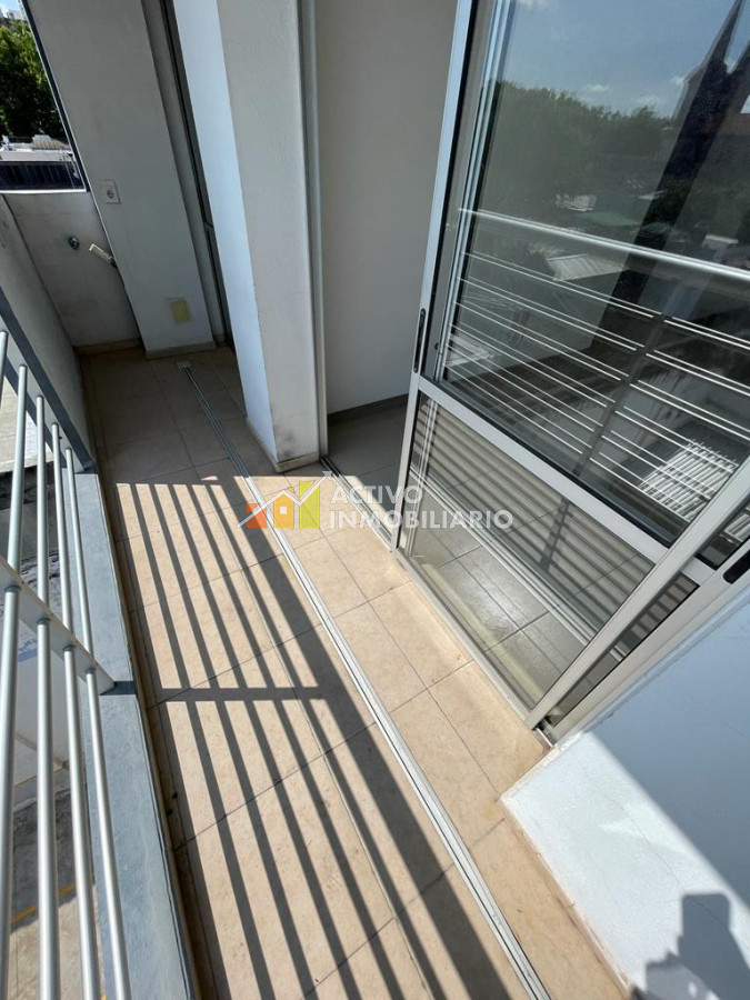 Apartamento ID.78 - Alquiler  2 dormitorios + balcón - Reducto