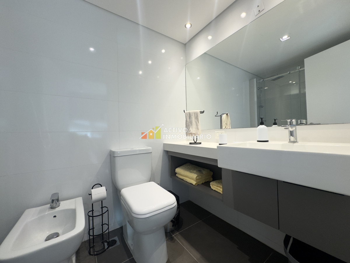 Apartamento ID.448 - Alquiler Monoambiente Amueblado con Garaje - More Buceo