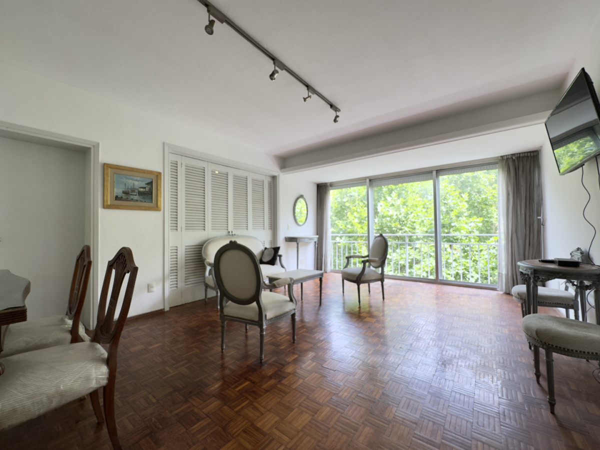 Venta apartamento 2 dormitorios + garaje - Pocitos