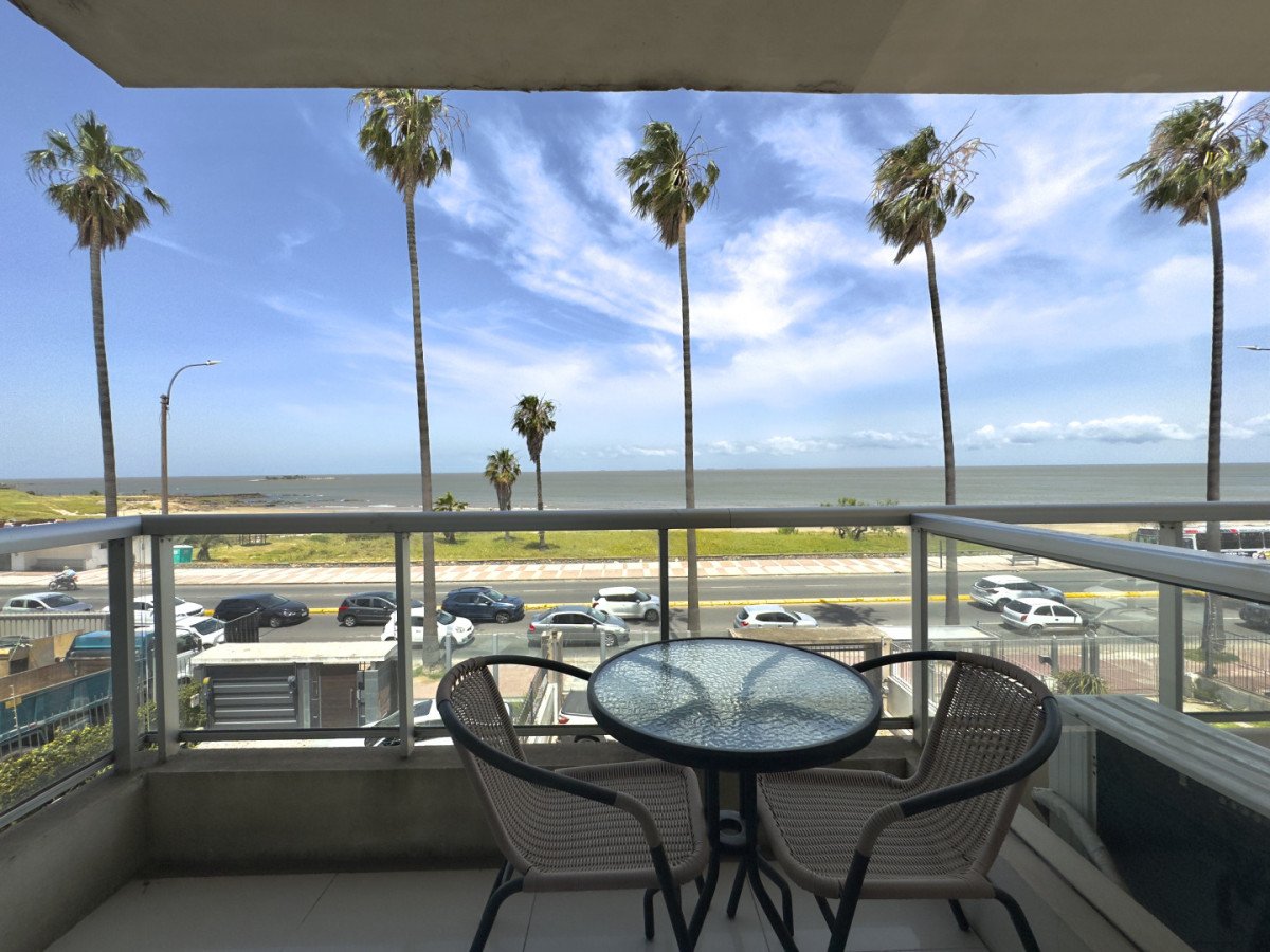 Venta apartamento 2 dormitorios + terrazas - Rambla de buceo