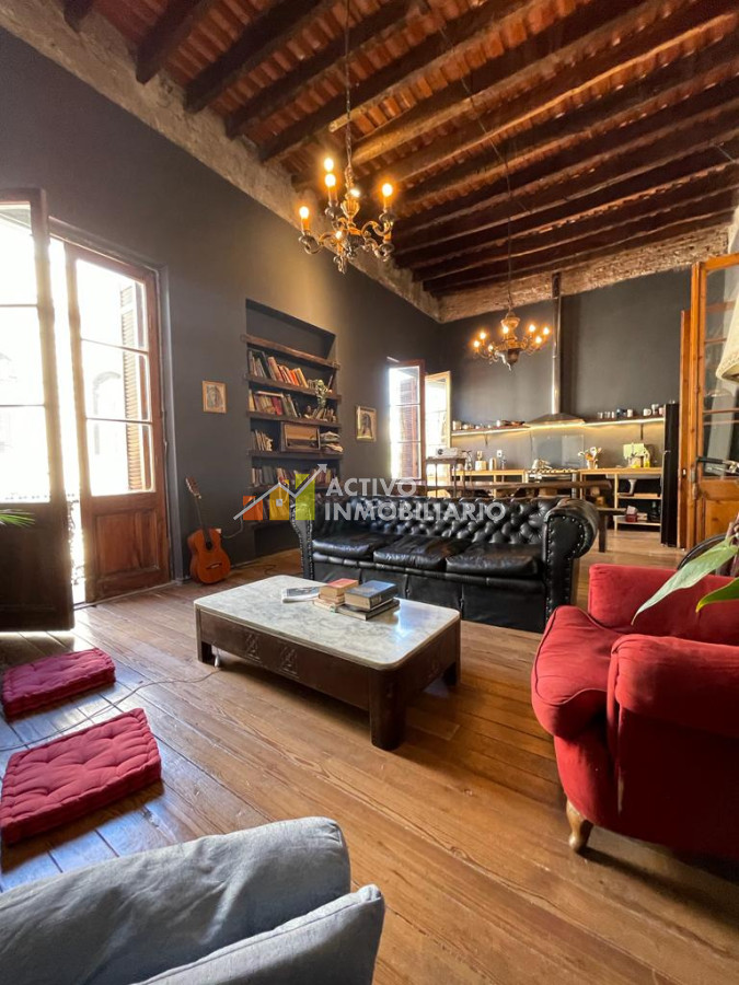 Casa ID.72 - Venta co-living 6 dormitorios + azotea transitable - Ciudad Vieja 