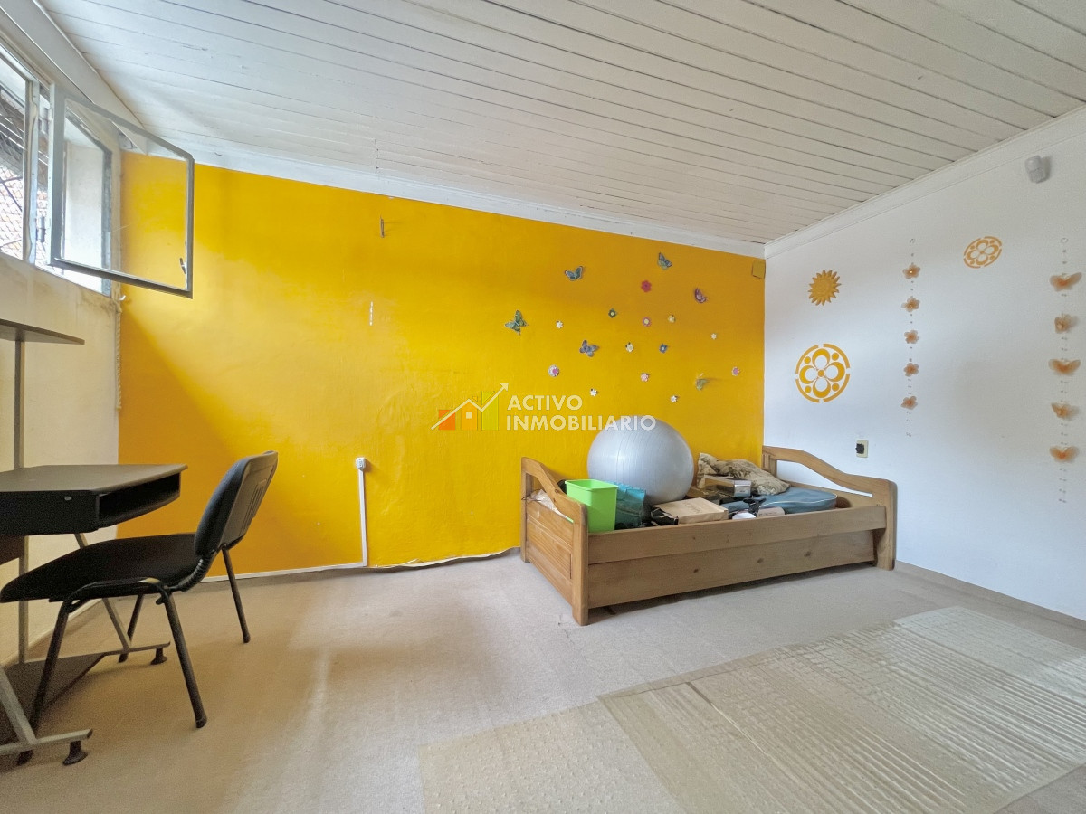 Casa ID.91 - Bajó de precio! Venta casa para dos familias + patio y barbacoa - Cerro 