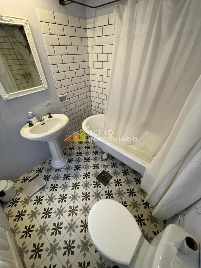 Casa ID.72 - Venta co-living 6 dormitorios + azotea transitable - Ciudad Vieja 