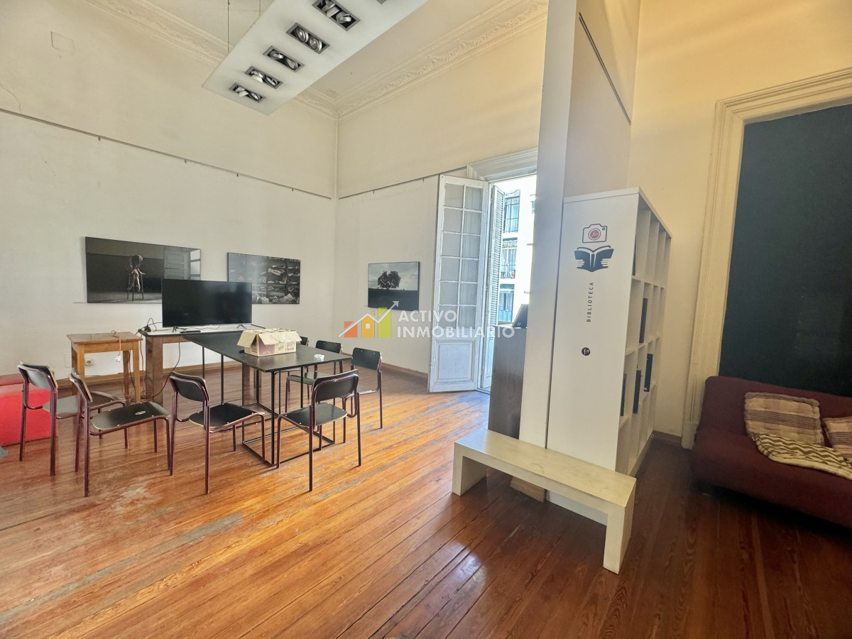 Casa ID.235 - Venta casa de altos de dos plantas 331mts a reciclar - Centro 