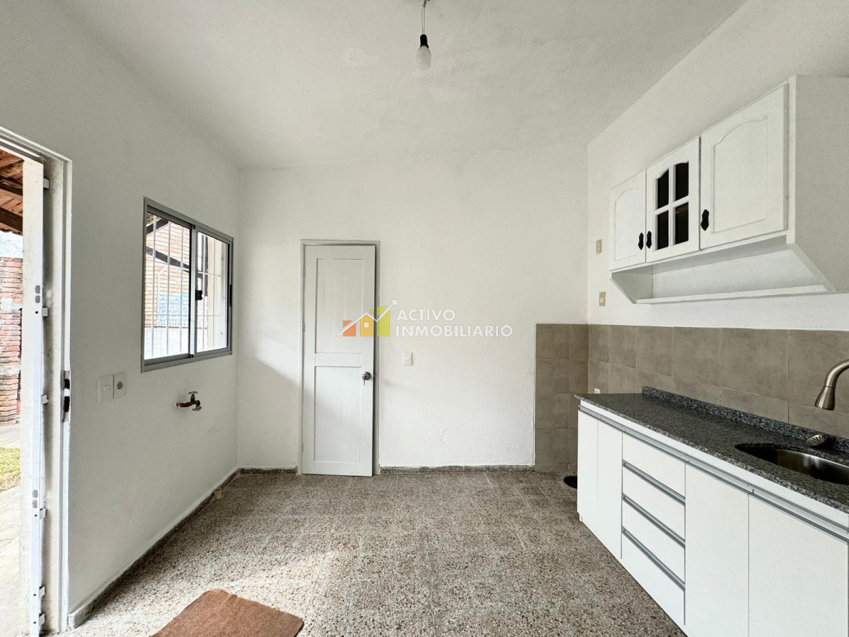 Casa ID.263 - Casa 1 dormitorio + jardín con parrillero (sin gastos comunes)