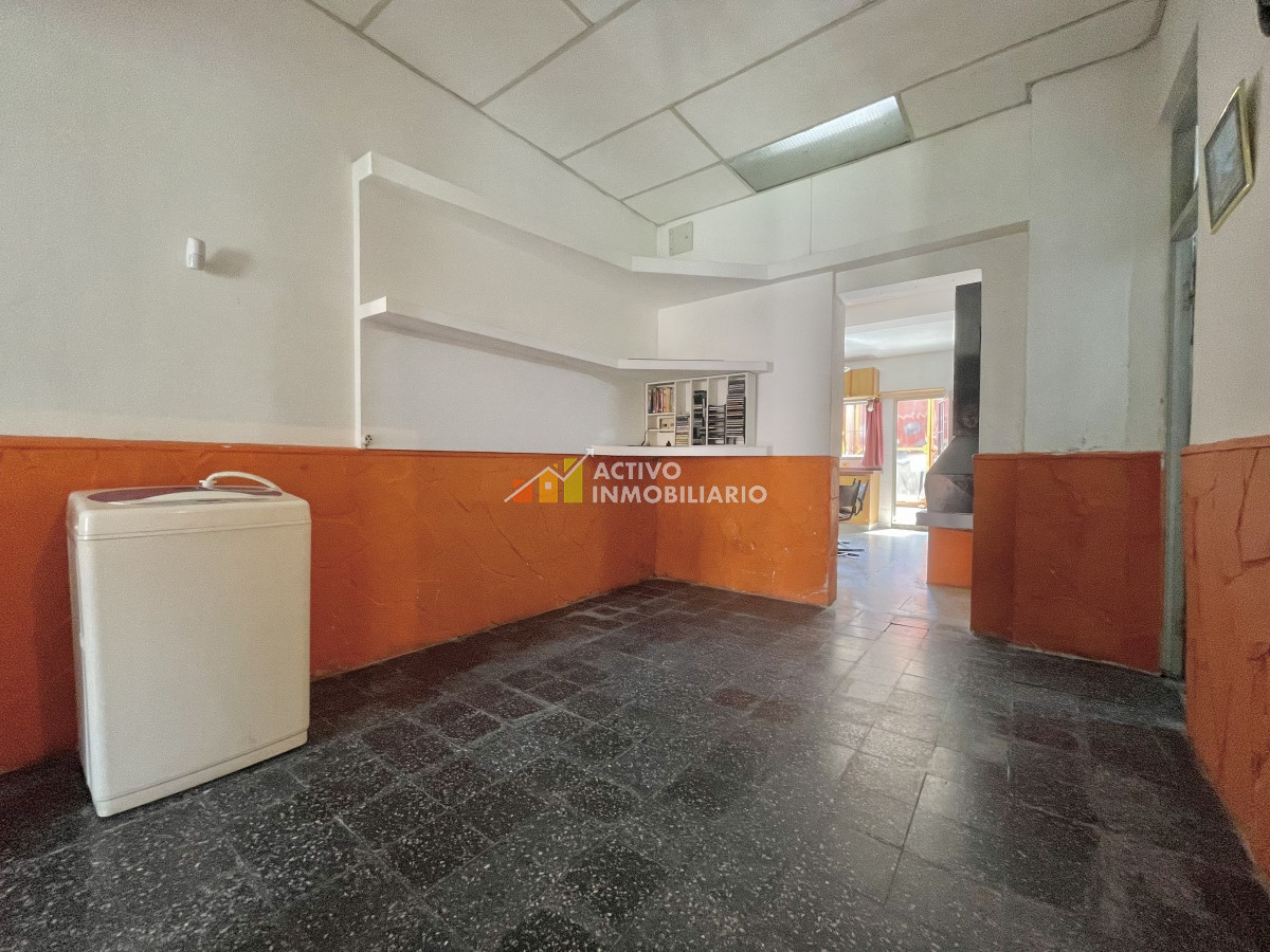 Casa ID.91 - Bajó de precio! Venta casa para dos familias + patio y barbacoa - Cerro 