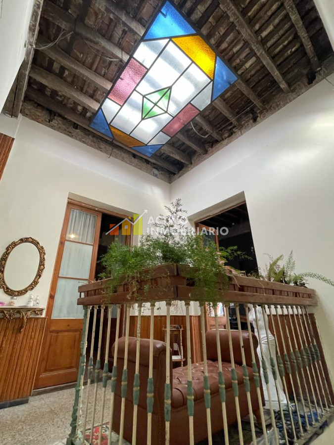 Casa ID.72 - Venta co-living 6 dormitorios + azotea transitable - Ciudad Vieja 