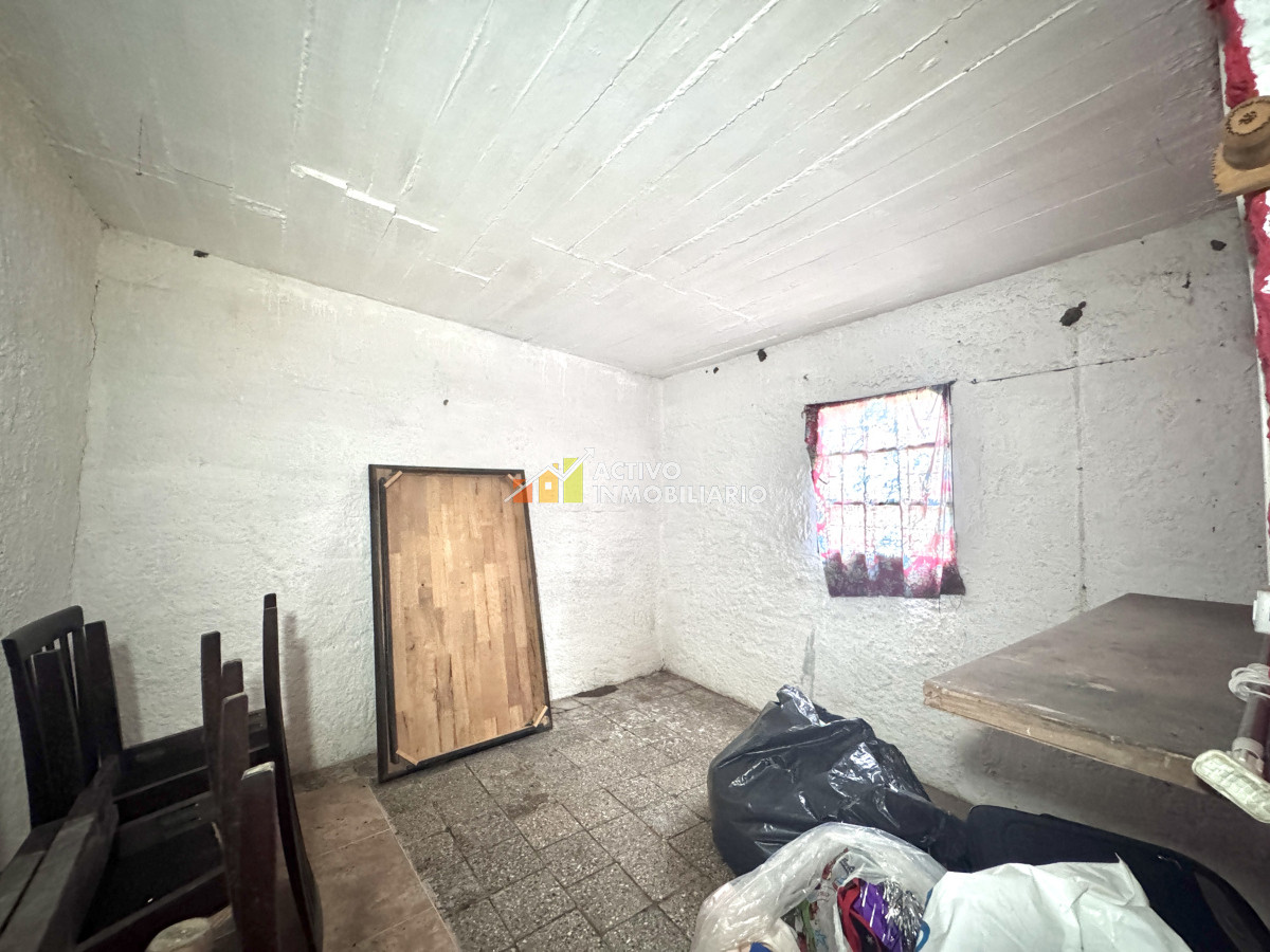 Casa ID.399 - Venta 2 Casas Con Patio, Padrón Único 399mts 