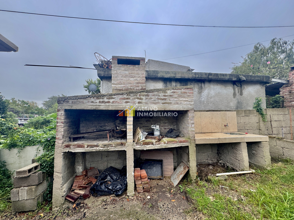 Casa ID.399 - Venta 2 Casas Con Patio, Padrón Único 399mts 