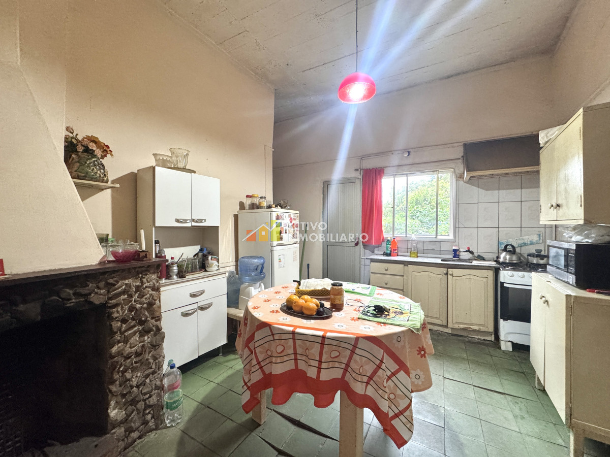 Casa ID.399 - Venta 2 Casas Con Patio, Padrón Único 399mts 
