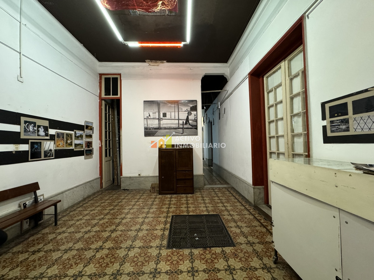 Casa ID.235 - Venta casa de altos de dos plantas 331mts a reciclar - Centro 