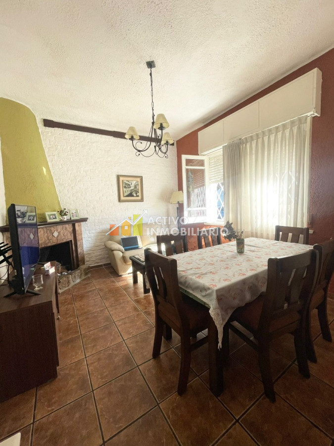 Casa ID.41 - Venta Casa 2 Dormitorios + Estudio + Garaje - Buceo 