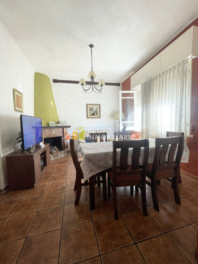 Casa ID.41 - Venta Casa 2 Dormitorios + Estudio + Garaje - Buceo 