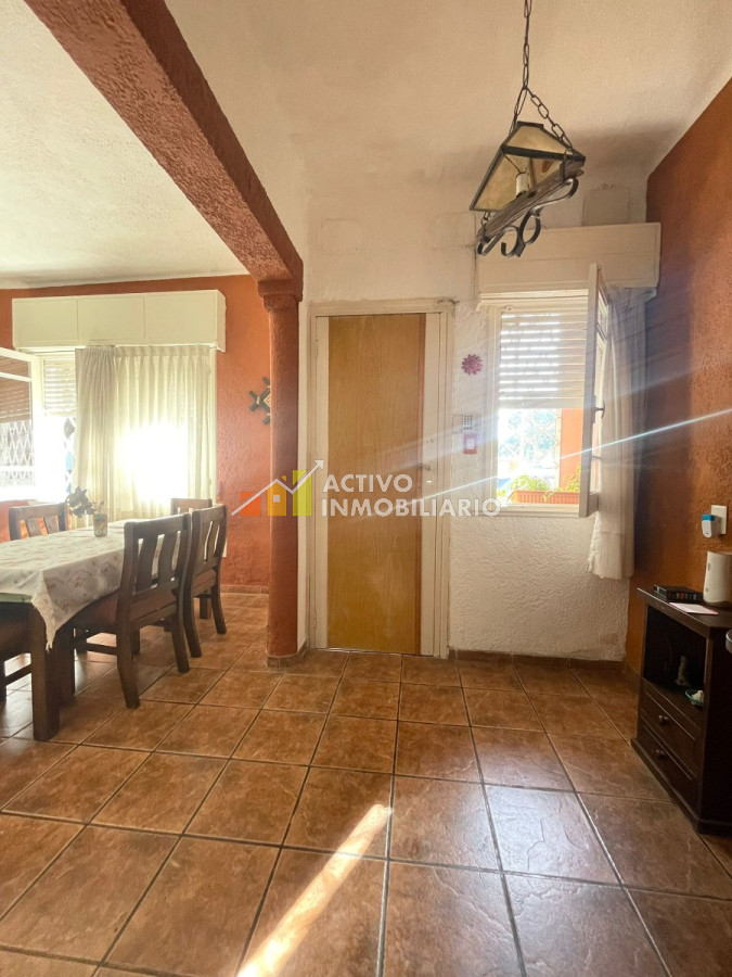 Casa ID.41 - Venta Casa 2 Dormitorios + Estudio + Garaje - Buceo 