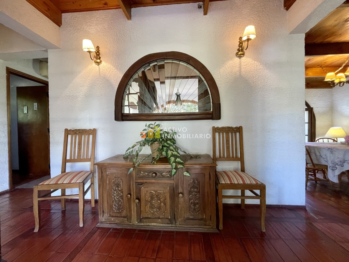 Casa ID.162 - Venta Chalet 5 dormitorios + barbacoa - Punta Del Este 