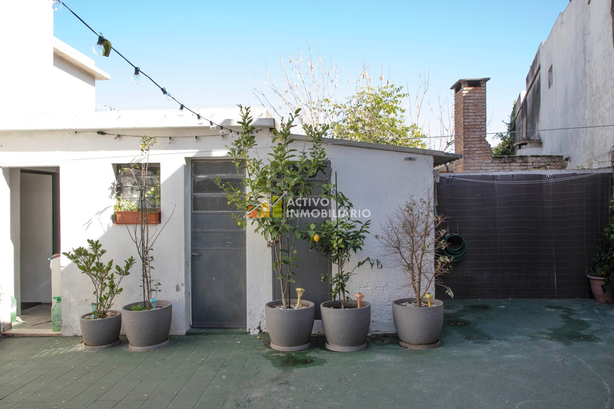 Casa ID.52 - Venta Casa 3 Dormitorios + Cochera + Patio Con Parrillero - Buceo 