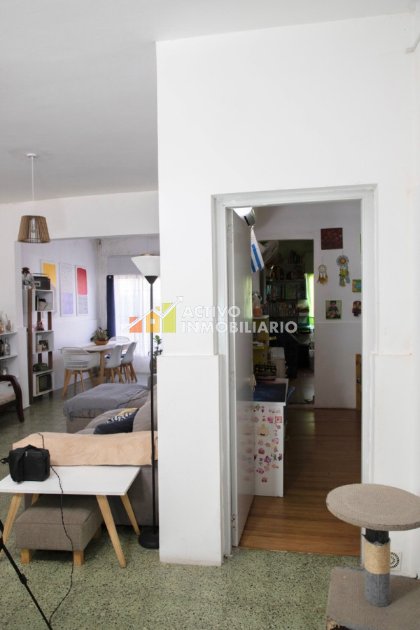 Casa ID.52 - Venta Casa 3 Dormitorios + Cochera + Patio Con Parrillero - Buceo 