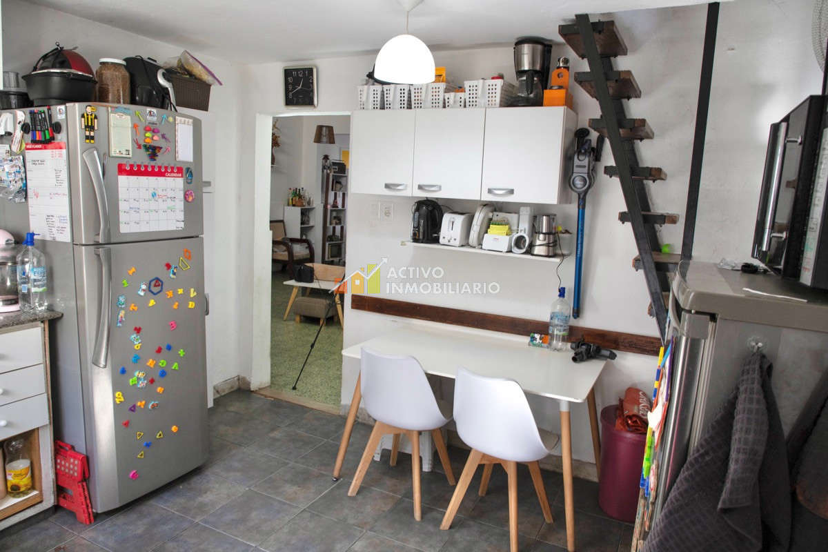 Casa ID.52 - Venta Casa 3 Dormitorios + Cochera + Patio Con Parrillero - Buceo 