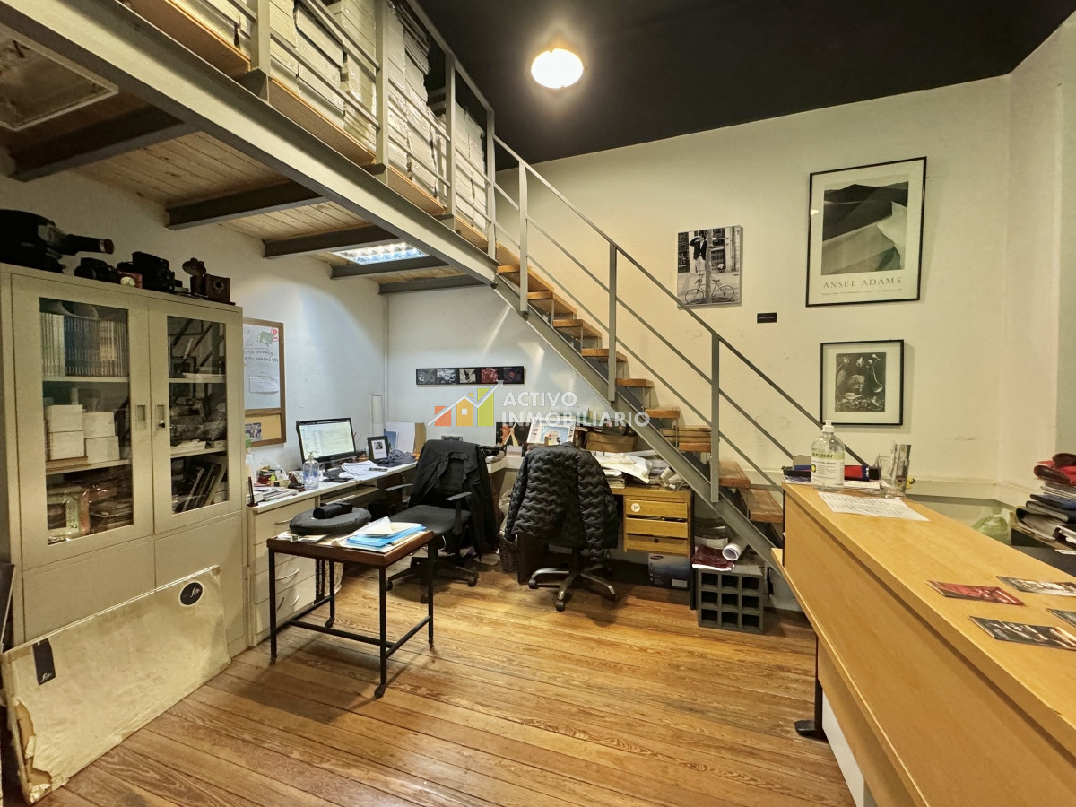 Casa ID.235 - Venta casa de altos de dos plantas 331mts a reciclar - Centro 