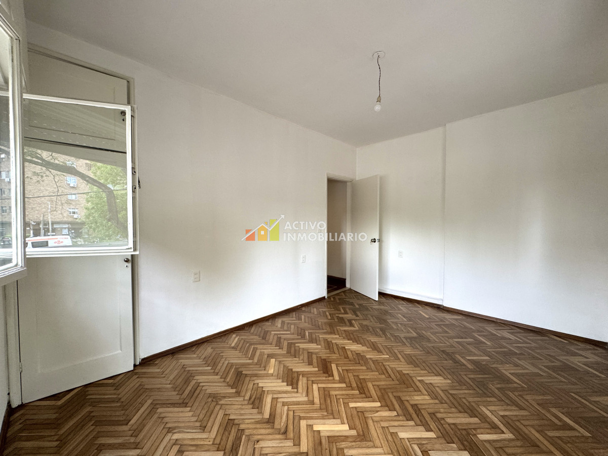 Casa ID.296 - Venta casa de altos 2 dormitorios + azotea con parrillero - Malvin