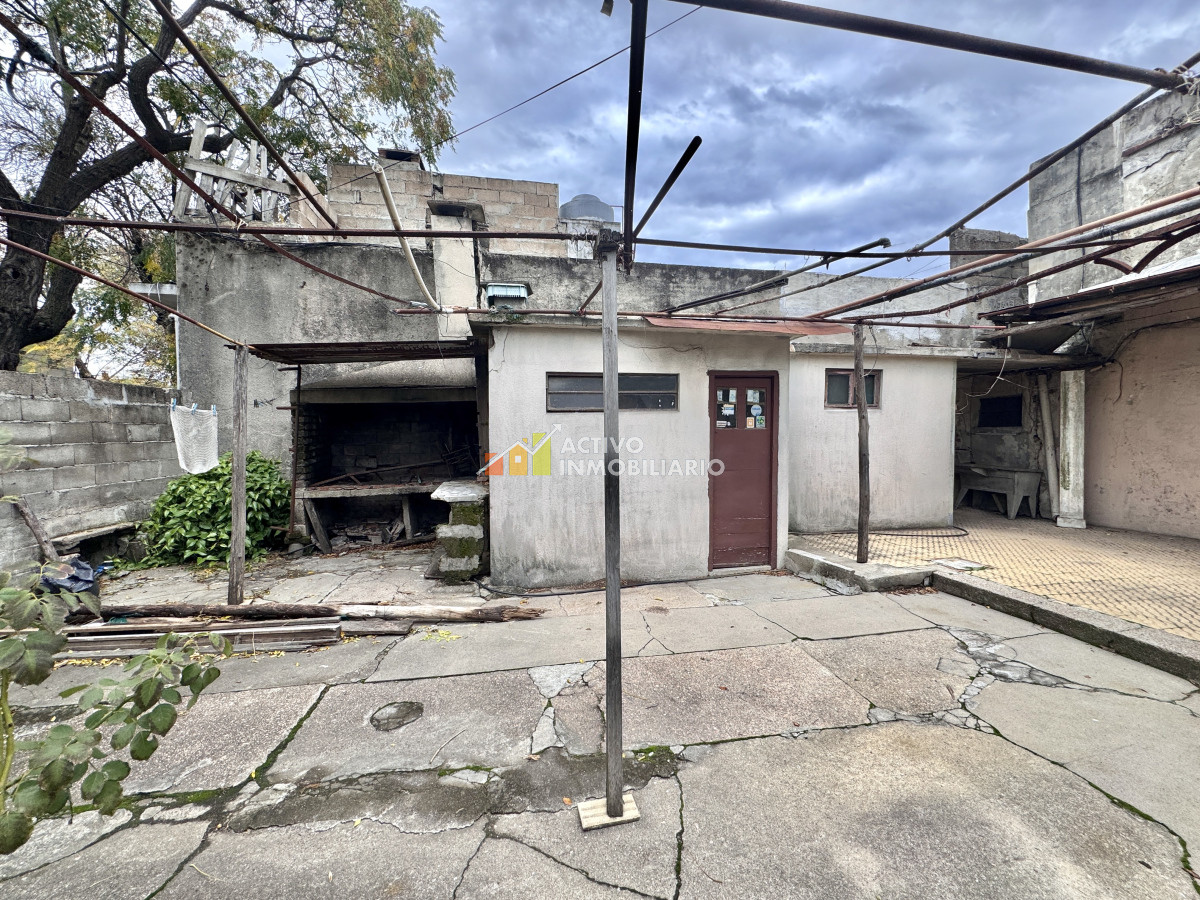 Casa ID.409 - Venta casa a reciclar padrón único - Brazo Oriental 