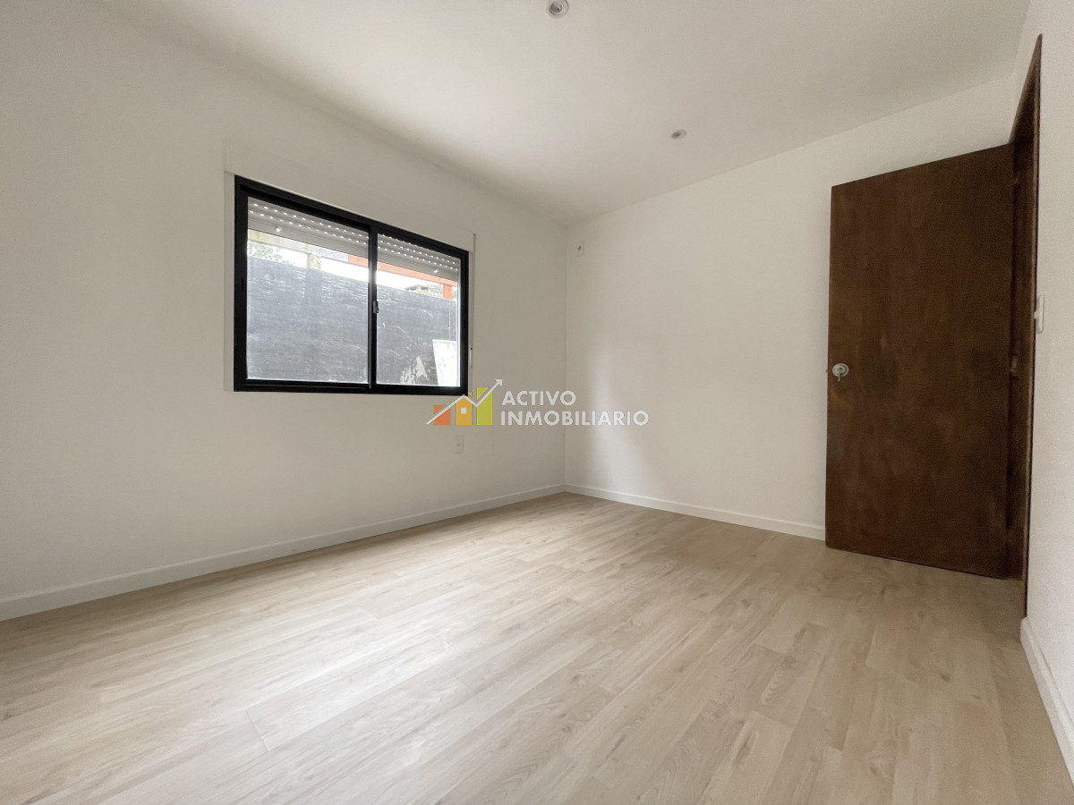 Casa ID.79 - Venta Casa 715 metros 3 dormitorios + patio con parrillero - Solymar 