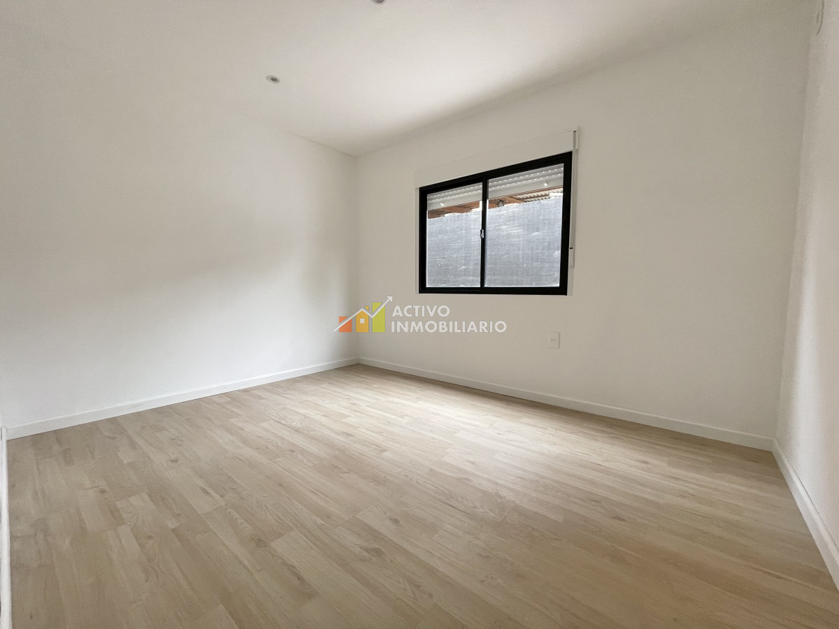 Casa ID.79 - Venta Casa 715 metros 3 dormitorios + patio con parrillero - Solymar 