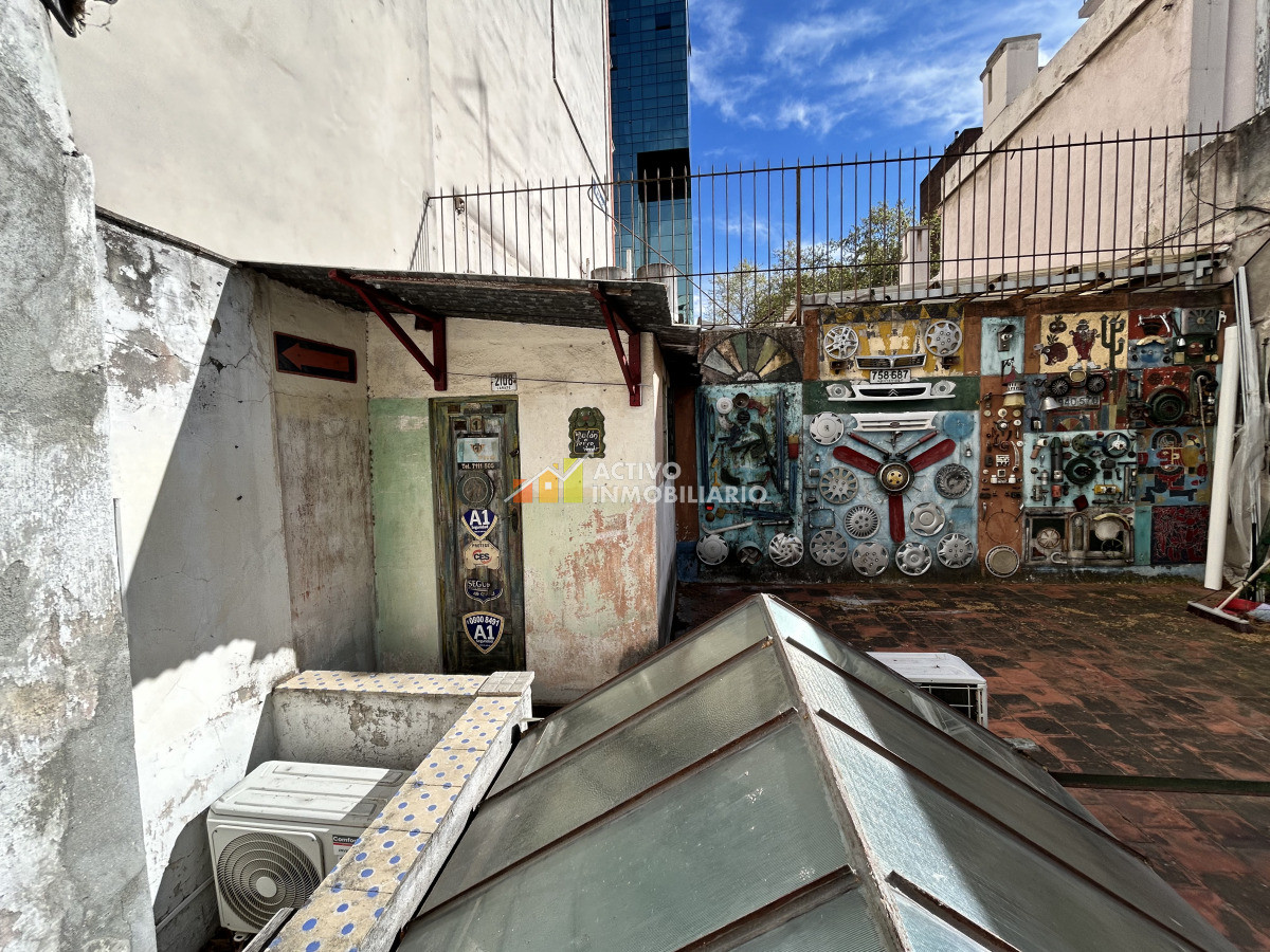 Casa ID.469 - Venta casa 3 dormitorios con garaje-Punta Carretas