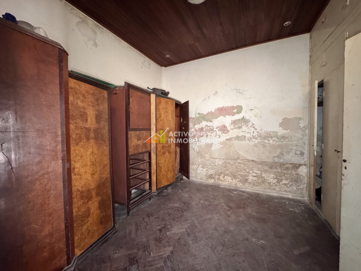 Casa ID.461 - Venta casa 5 dormitorios + patio - Punta Carretas