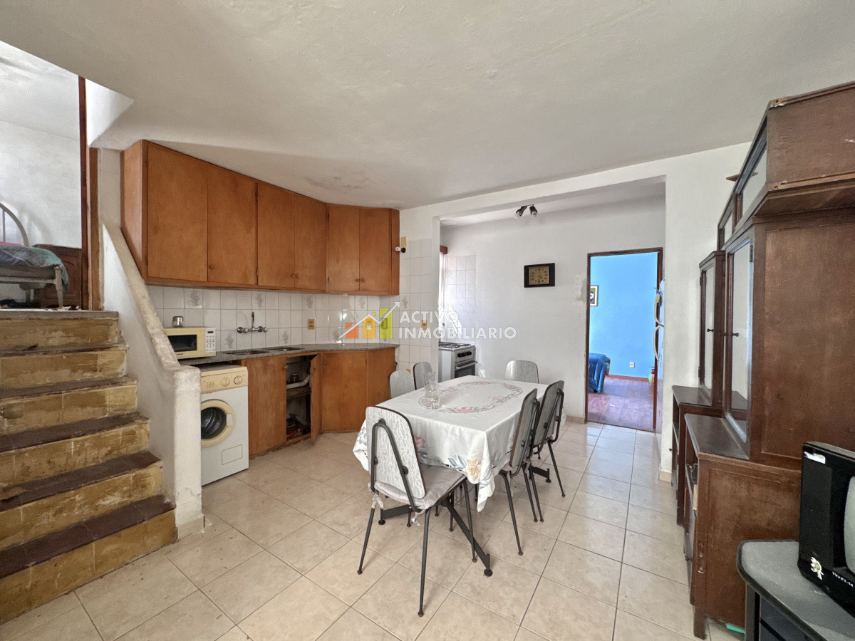 Casa ID.461 - Venta casa 5 dormitorios + patio - Punta Carretas