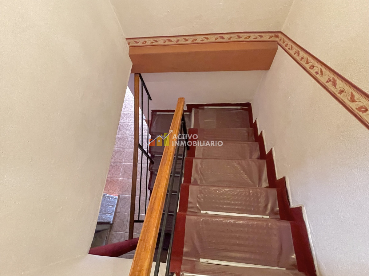 Casa ID.91 - Bajó de precio! Venta casa para dos familias + patio y barbacoa - Cerro 