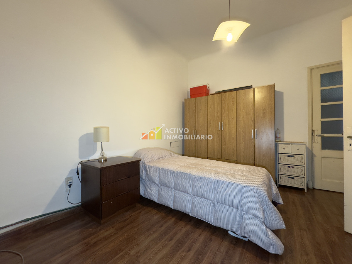 Casa ID.470 - Venta casa 2 dormitorios con garaje frente y patio- Jacinto Vera